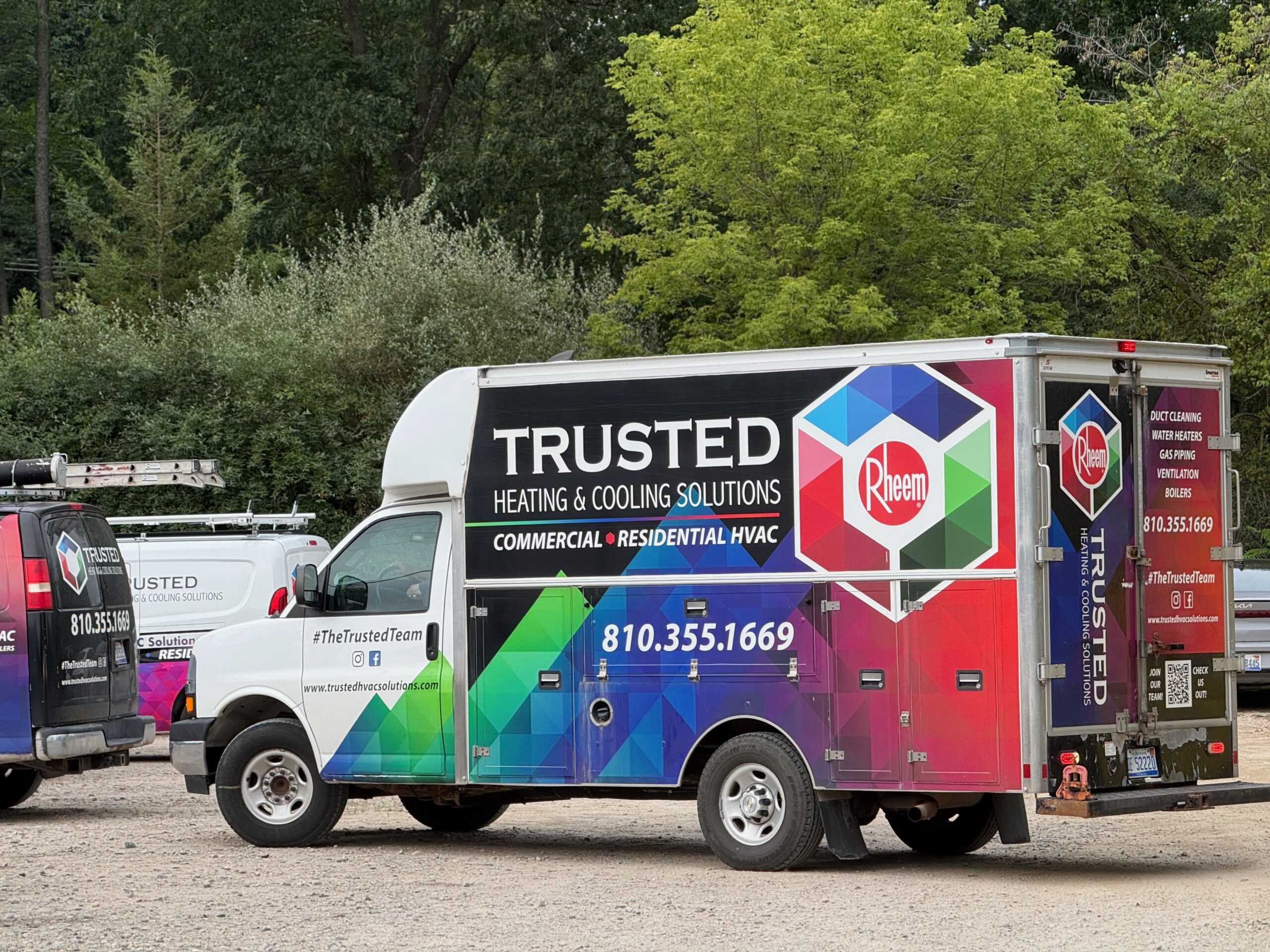 Trusted Heating & Cooling Solutions tech